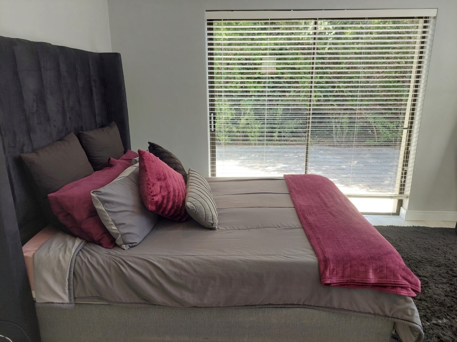 4 Bedroom Property for Sale in Hartenbos Landgoed Western Cape